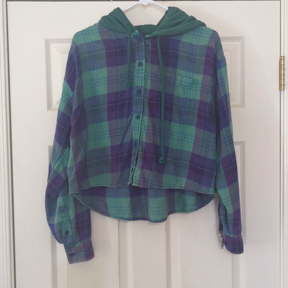Green American Eagle hooded CROPPED long sleeve flannel